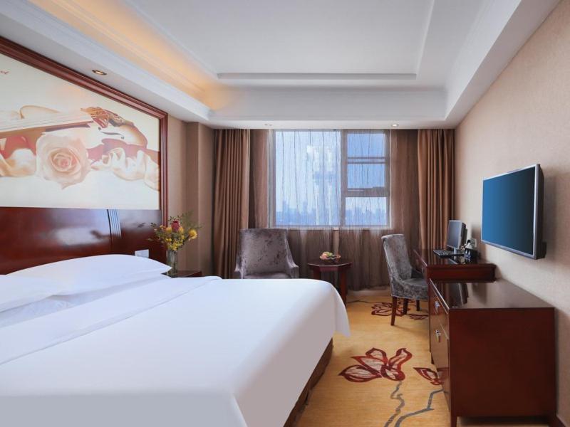 Vienna Hotel Nanchang Ruzi Road מראה חיצוני תמונה